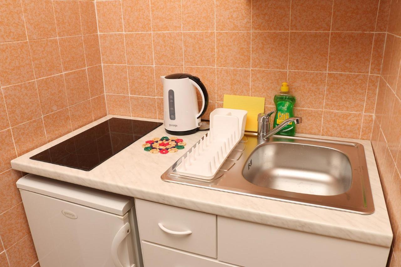 Apartment For One Person Kukljica Buitenkant foto